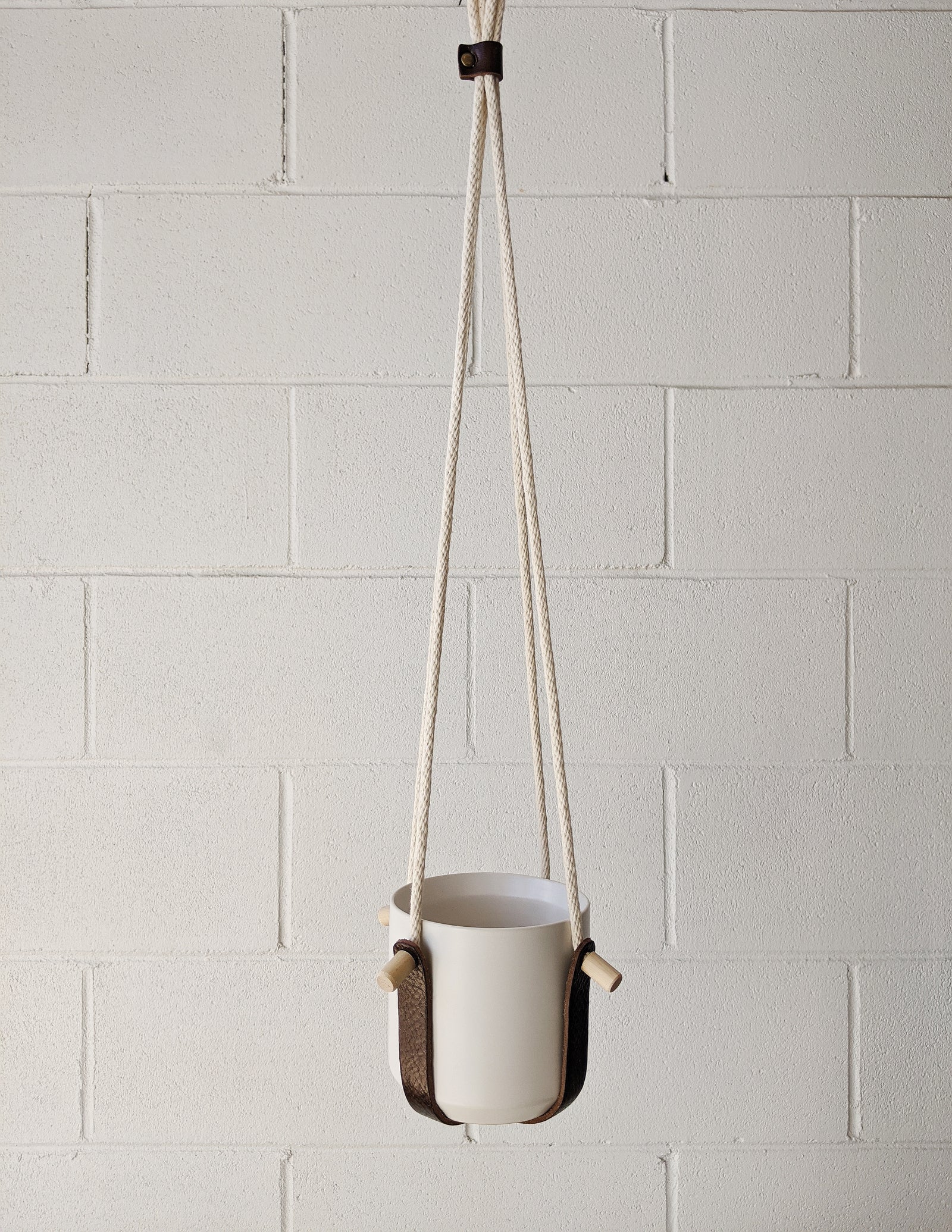 Jardinière « Atelier V Cuir »