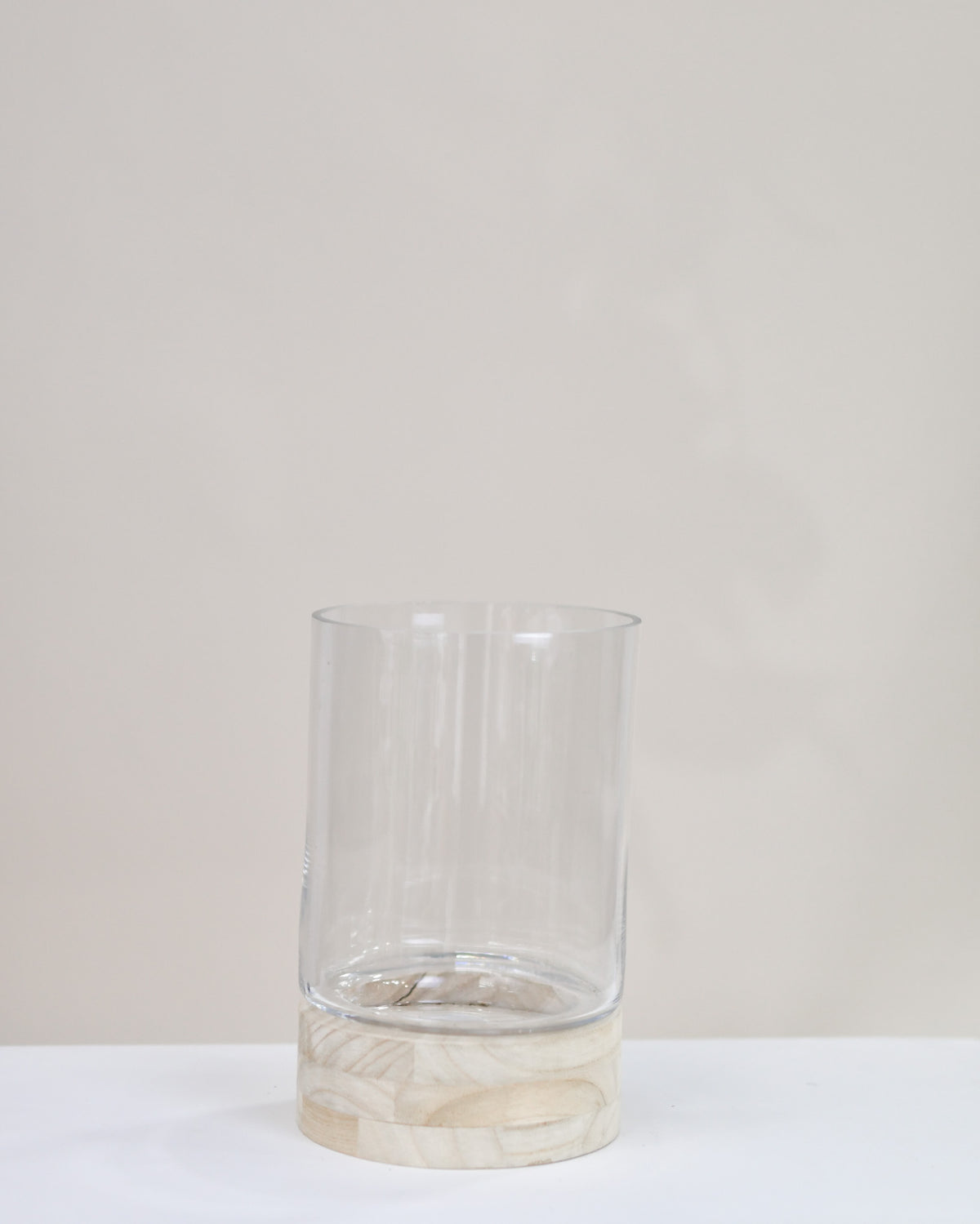 Vase avec base en bois